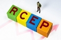 x1