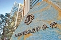 x1