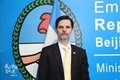 x1